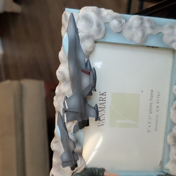 AMERICAN HERO - Picture 3 of 3